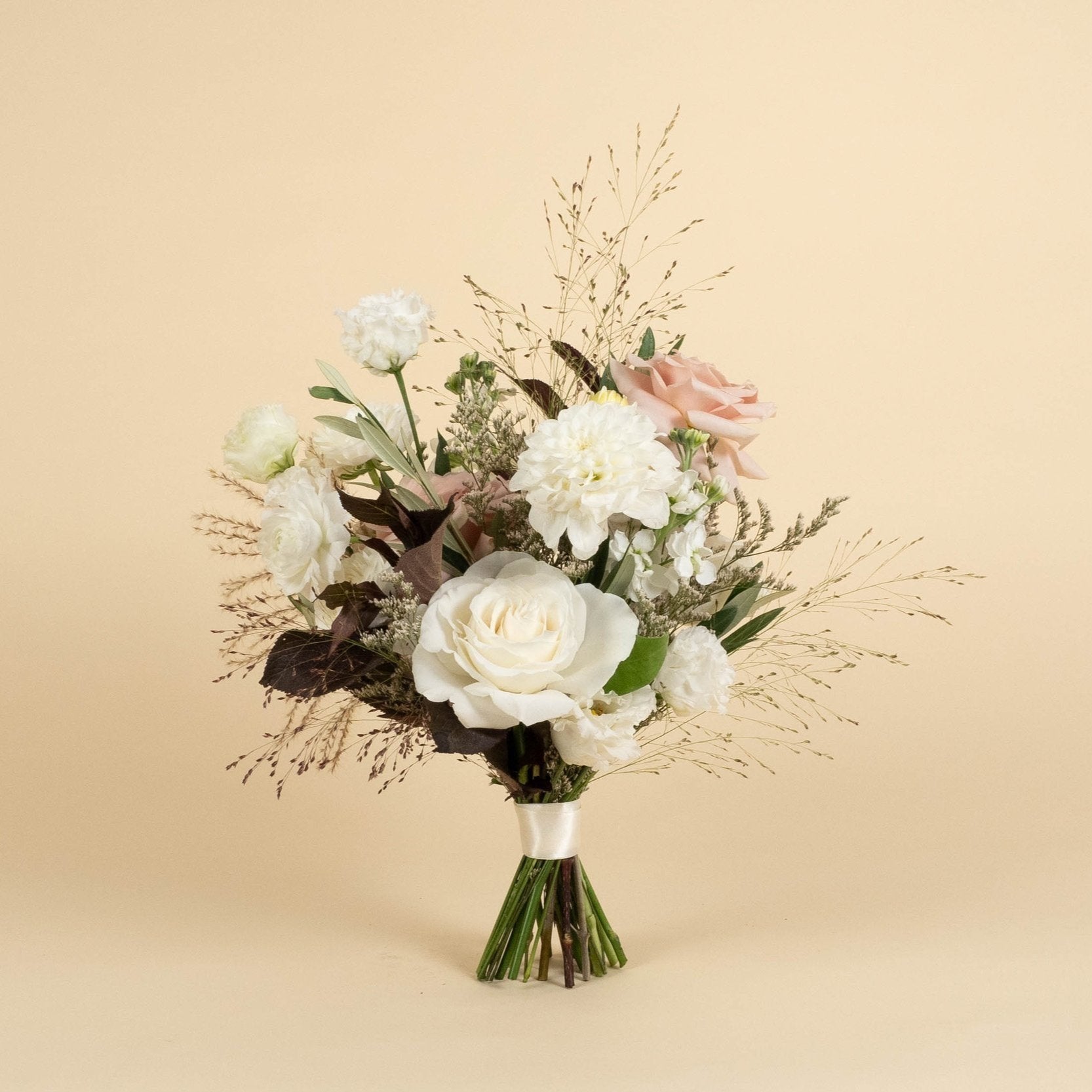 Neutral Bridesmaid bouquet
